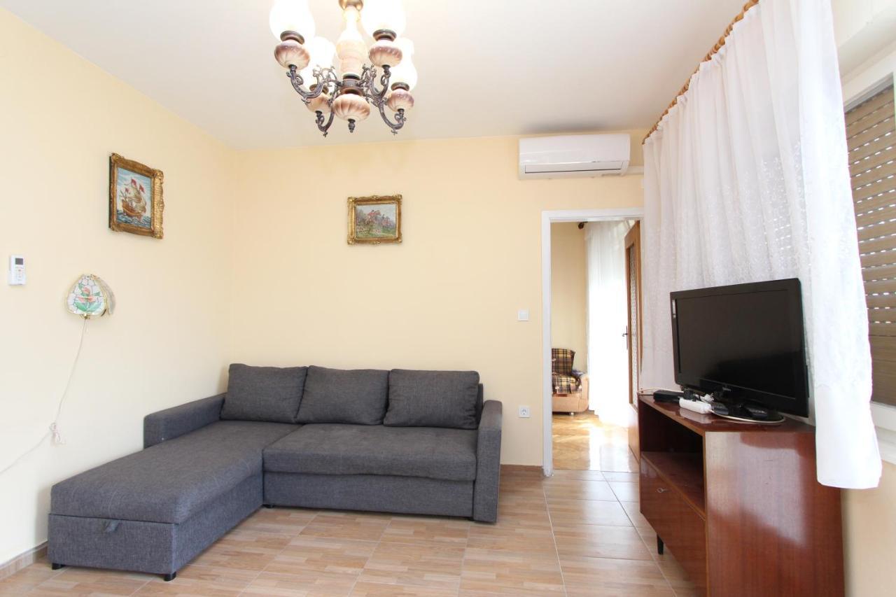 Apartment Oto Pula Extérieur photo
