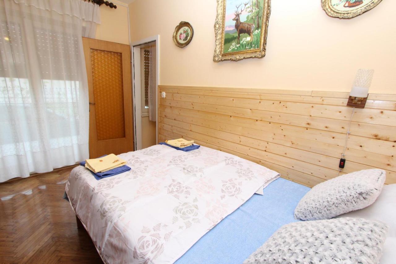 Apartment Oto Pula Extérieur photo